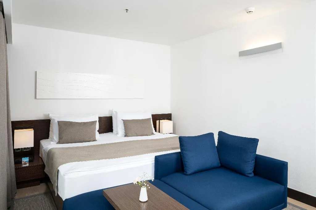 DOUBLE CLASSIC WITH BALCONY Room, Hotel Parentium, Istria