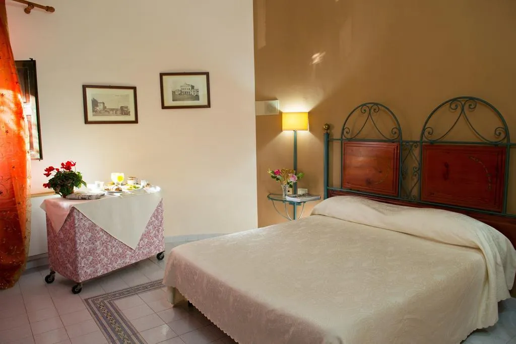QUADRUPLE STANDARD Room, Grand Hotel Mosè, Catania