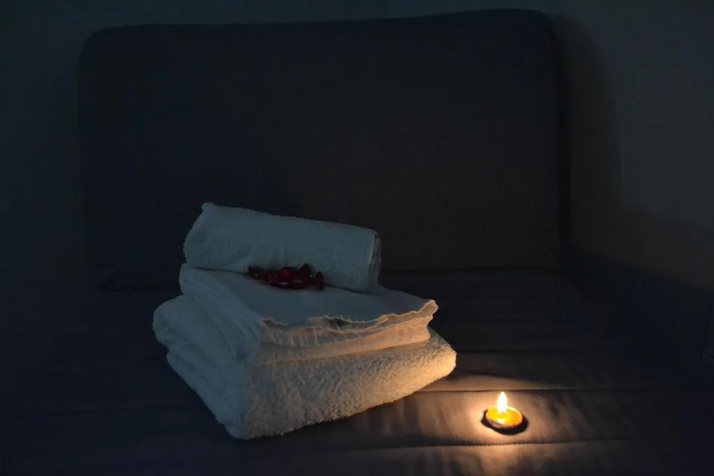 Room, Bassetto 013, Naples