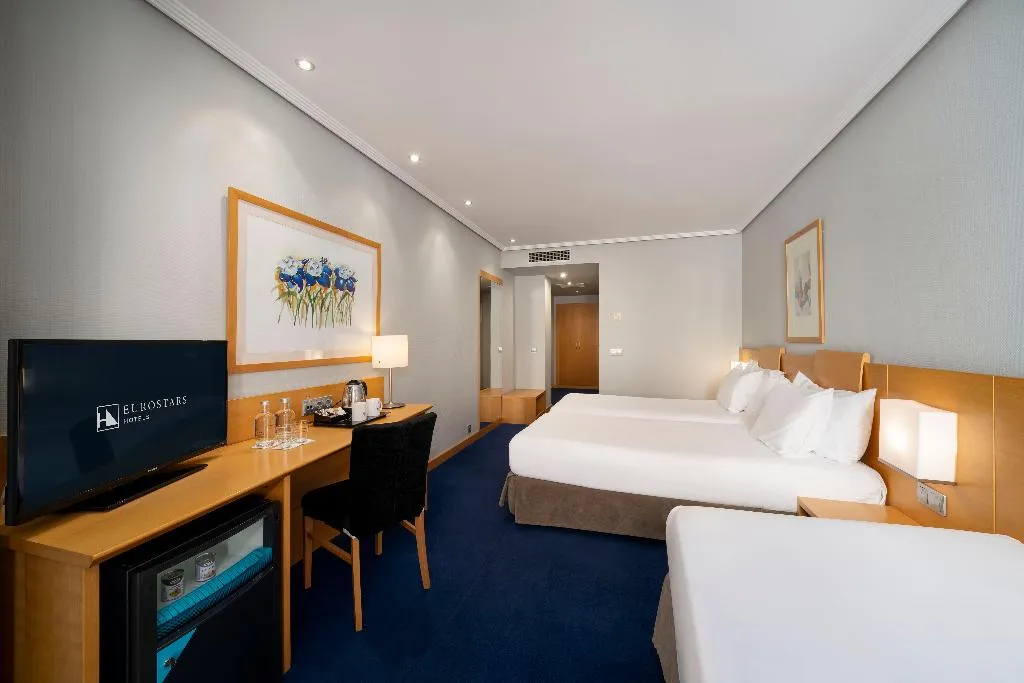 TRIPLE STANDARD Room, Eurostars Rey Alfonso X, Madrid
