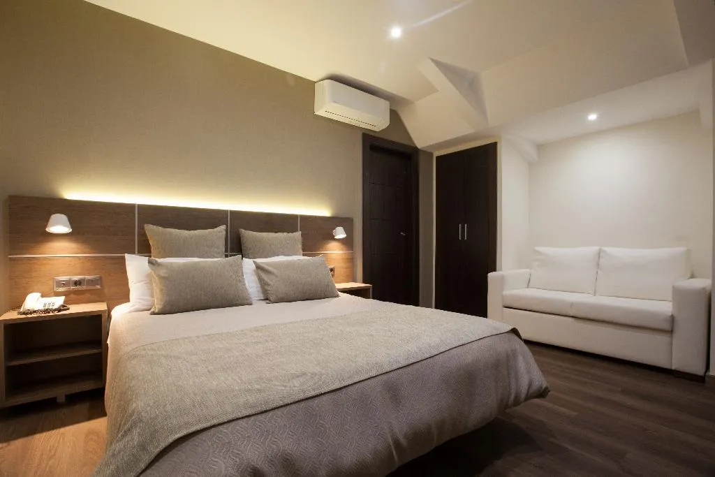 Room, Don Paco, Costa Del Sol