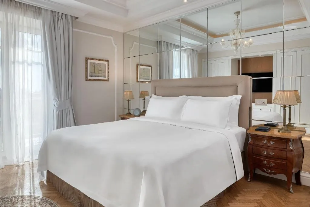 Room, King George A Luxury Collection Hotel, Athens