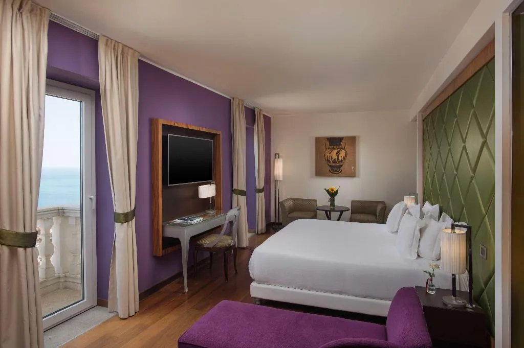 Room, NH Collection Taormina, Taormina