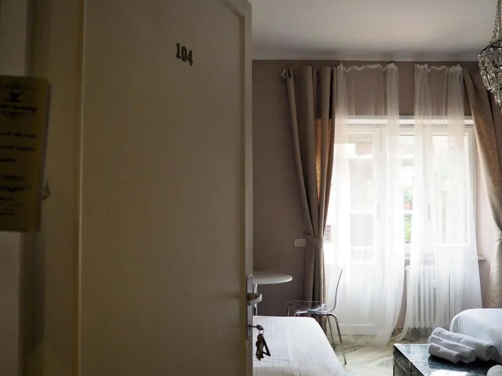 Room, B&B Roma Talenti, Rome