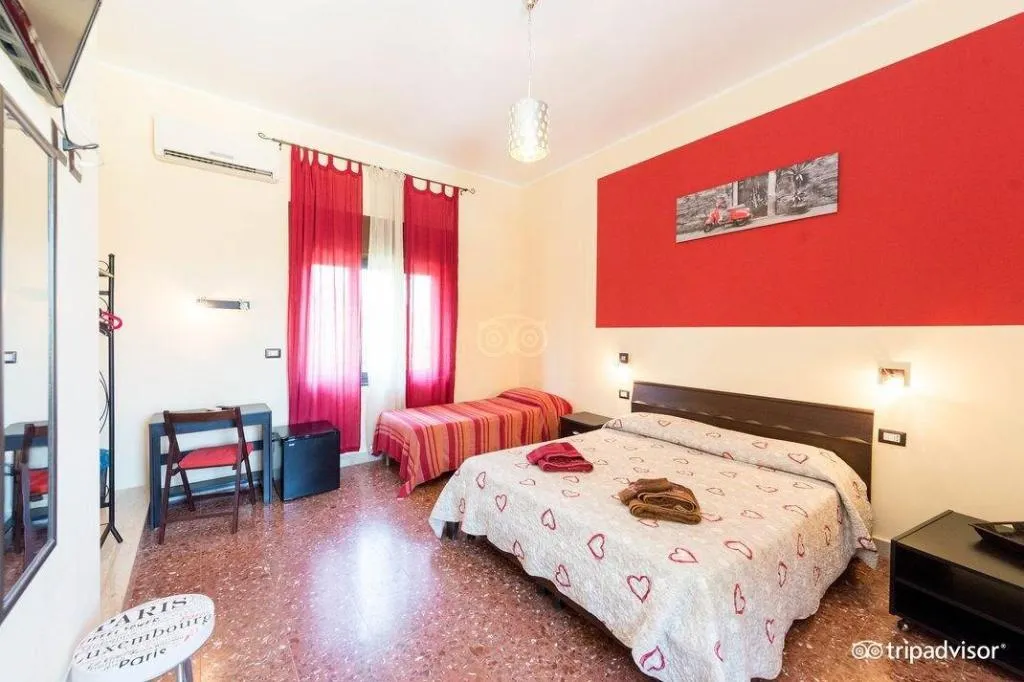 Room, B&B Villa Pia, Catania