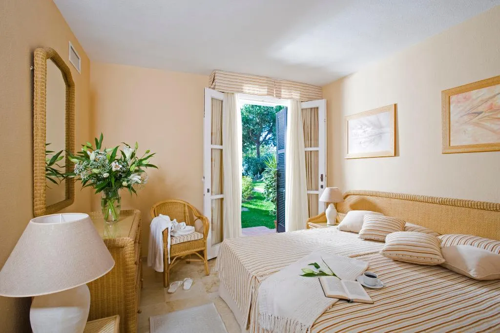 APARTMENT THREE BEDROOMS Room, Ona Alanda Club Marbella, Costa Del Sol