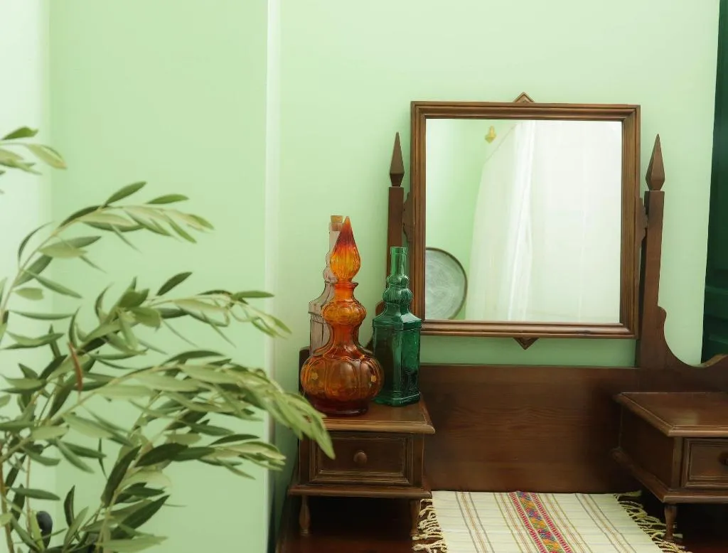 Room, To Konatzi Tis Marikkas Tzie Tou Yianni, Cyprus