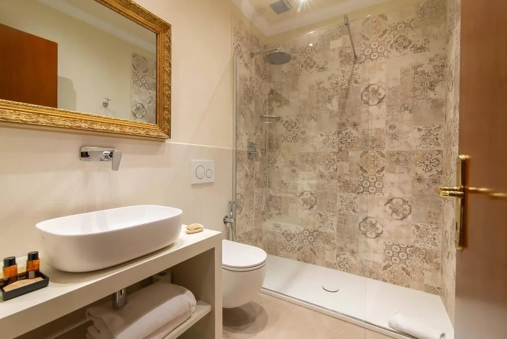 TRIPLE STANDARD Room, Porta Faenza, Florence