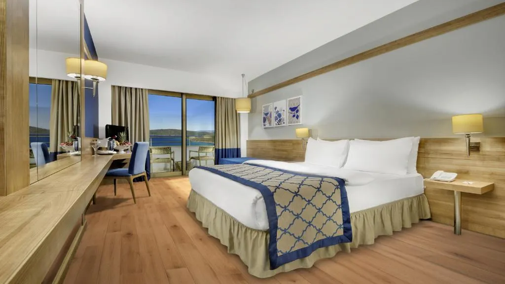 DOUBLE PARTIAL SEA VIEW Room, La Blanche Island, Bodrum