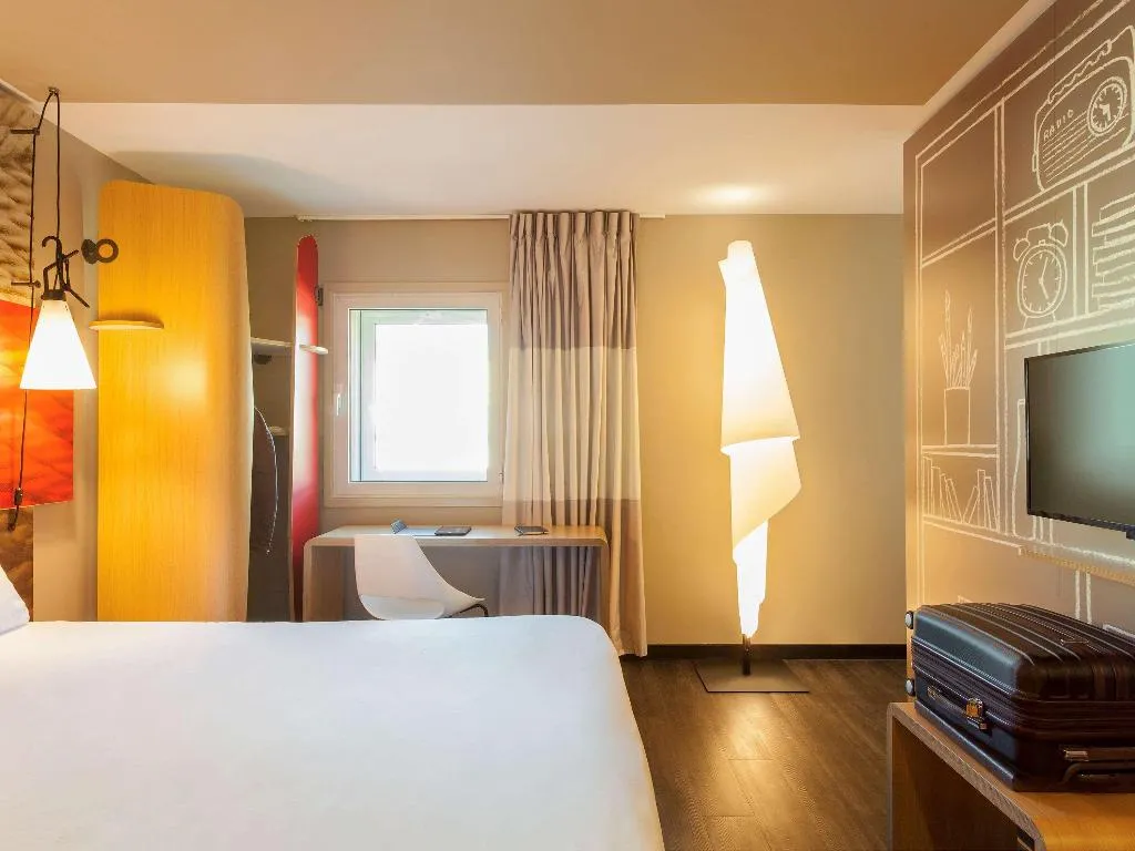 SUITE WITH DOUBLE BED Room, Ibis Lisboa Liberdade, Lisbon