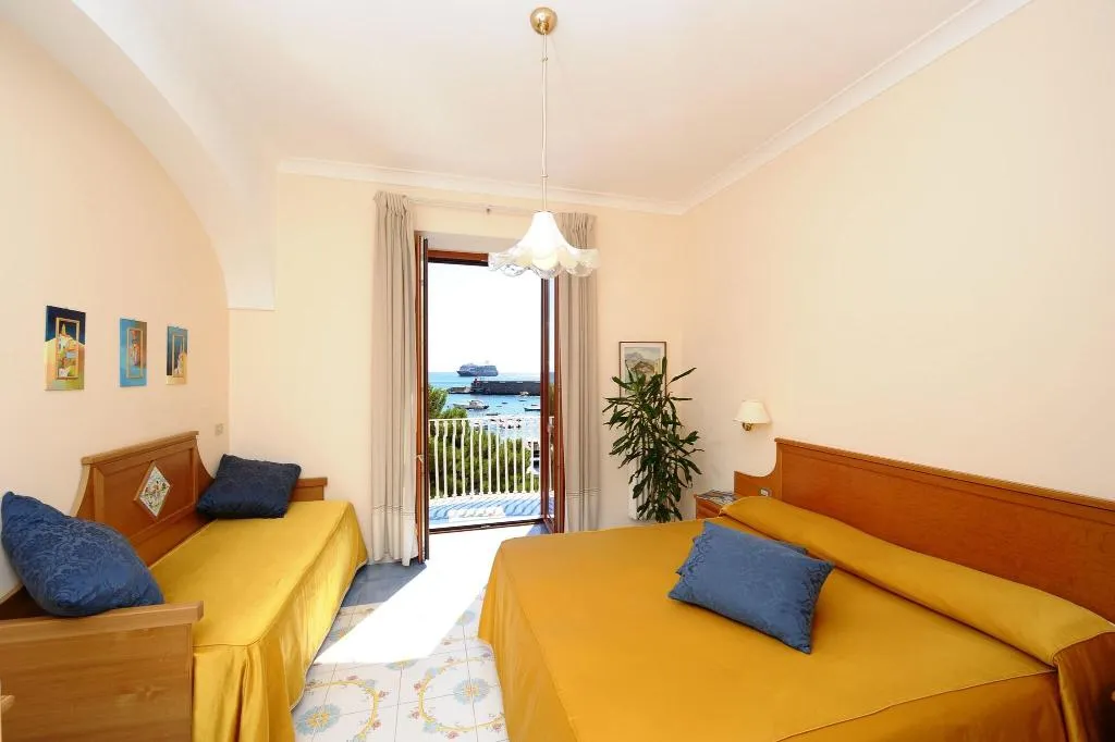 Double or Twin SUPERIOR Room, La Bussola, Naples