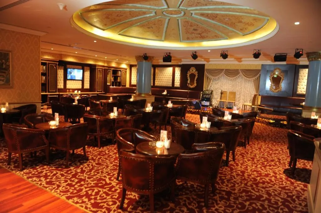 Terrace, Marina Byblos, Dubai