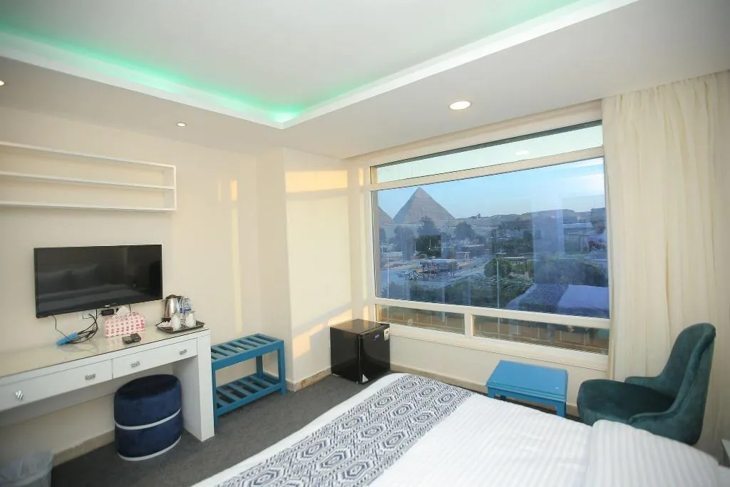 Room, Turquoise Pyramids Hotel, Cairo