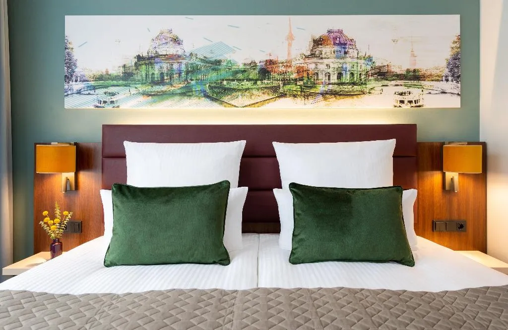 Room, Leonardo Royal Hotel Berlin Alexanderplatz, Berlin