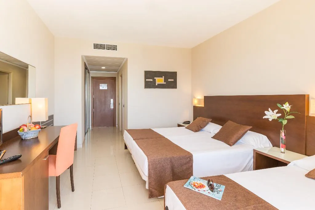 Room, Hotel Bahía Calpe by Pierre & Vacances, Costa Blanca