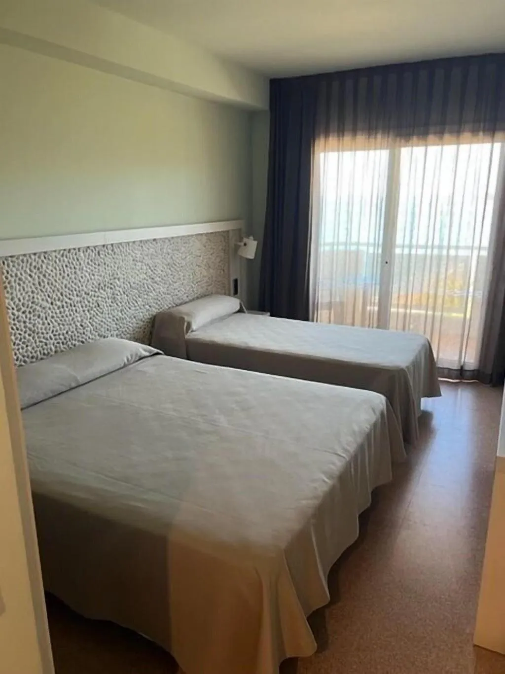 Room, Caprici Beach Hotel & Spa, Costa Brava