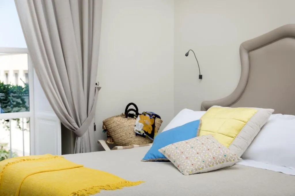 Room, Accademia 39, Naples
