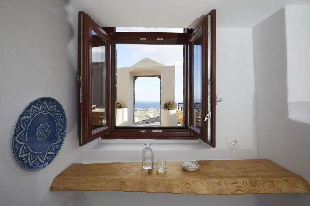 Room, Nano Suites, Santorini