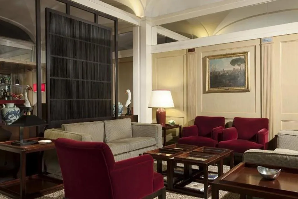 Lobby, Dei Borgognoni, Rome