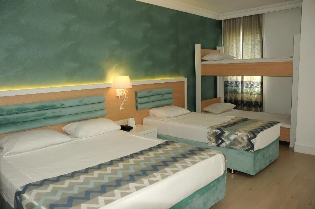 DOUBLE BUNK BED Room, Iron Ambassador Beach Side, Antalya