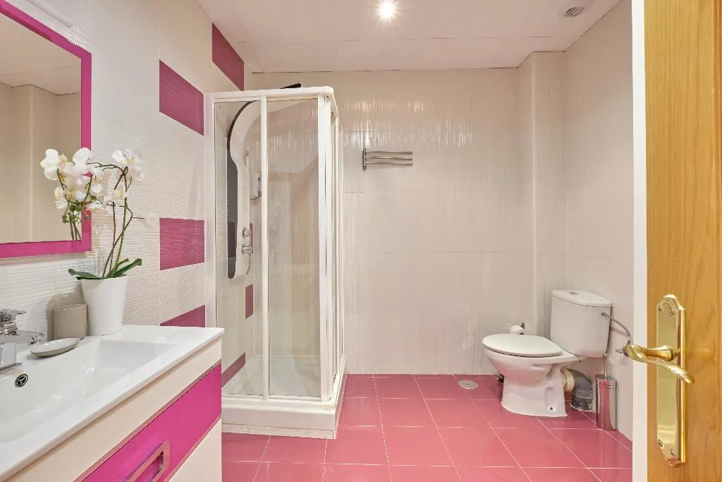 APARTMENT ONE BEDROOM Room, Apartamentos en Sol, Madrid