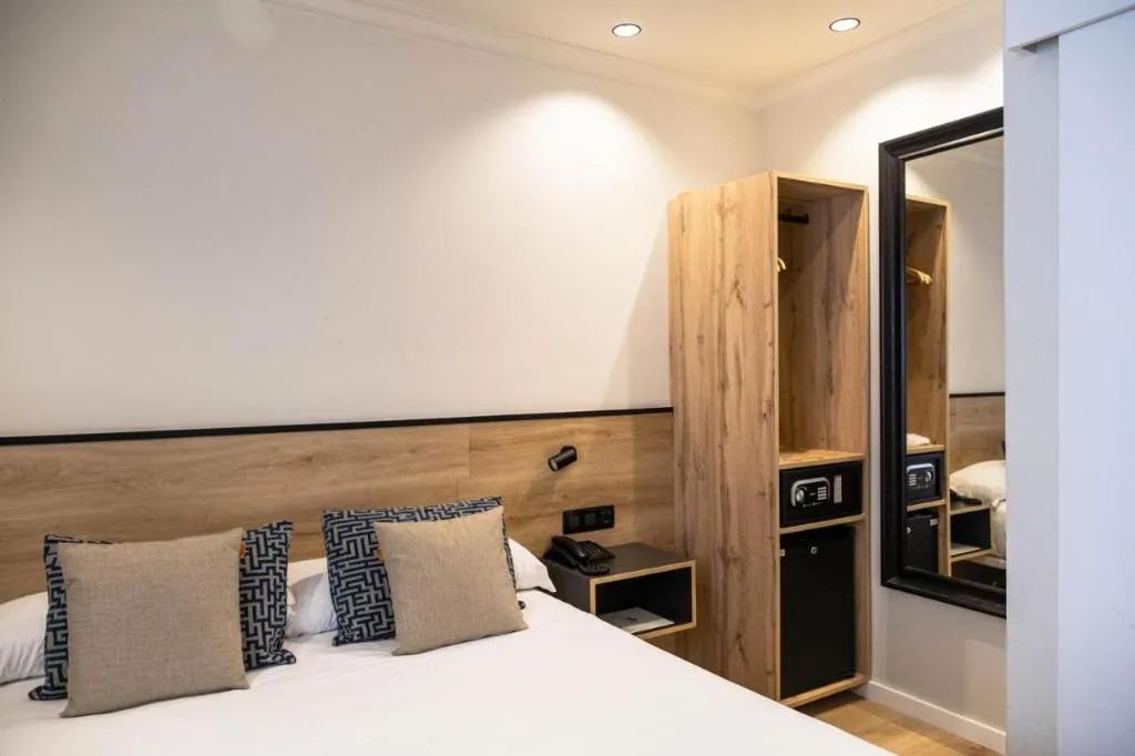 Double or Twin STANDARD Room, Adonis Capital, Tenerife