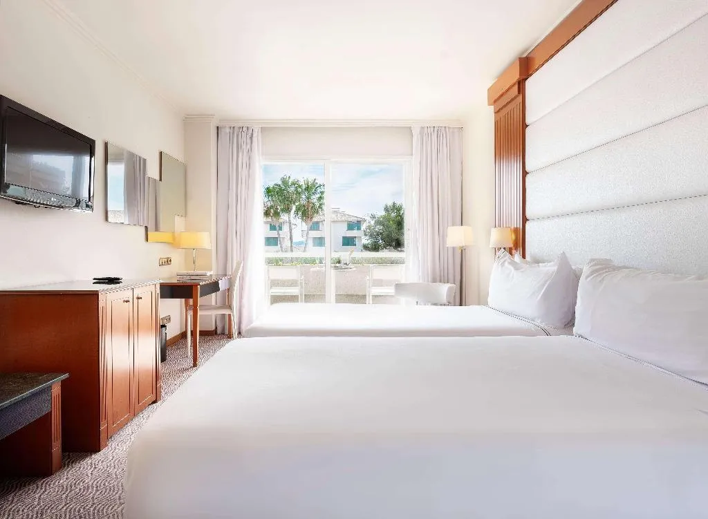 DOUBLE POOL VIEW Room, Melia Sitges, Costa Brava