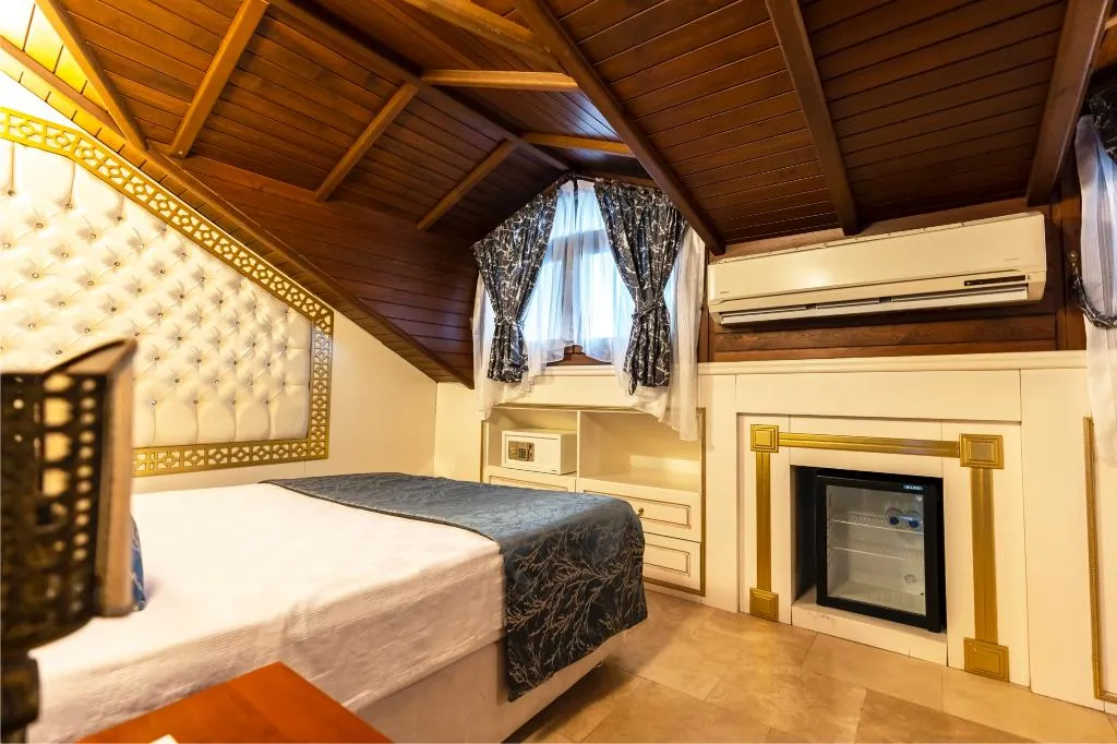 SUITE WITH TERRACE Room, Castle Old Town Hotel, Antalya