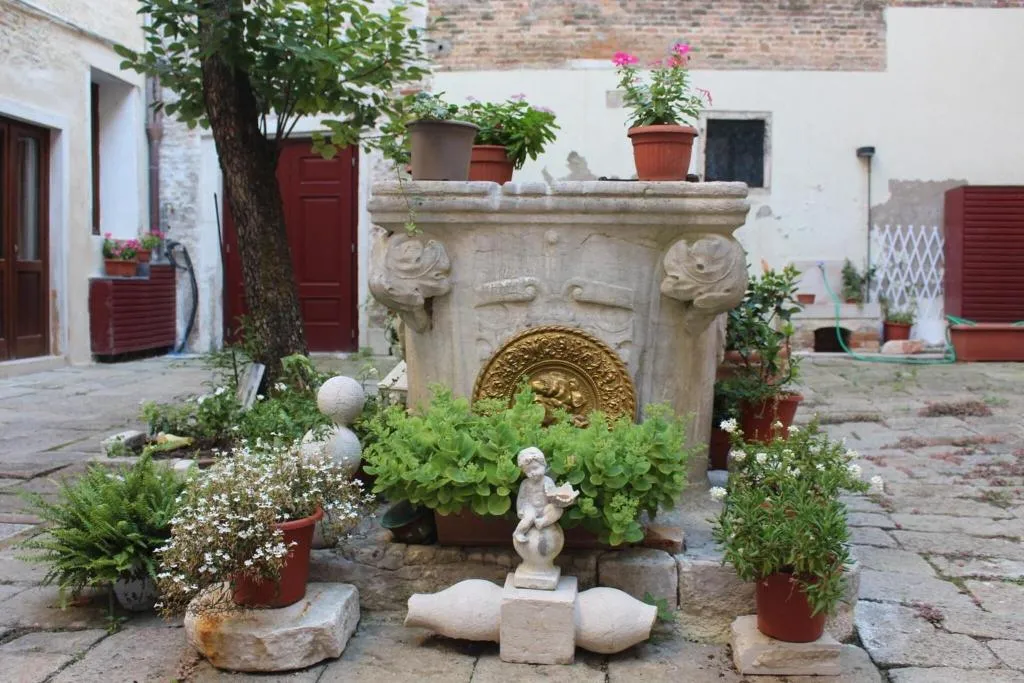 General view, Ca'del Console, Venice