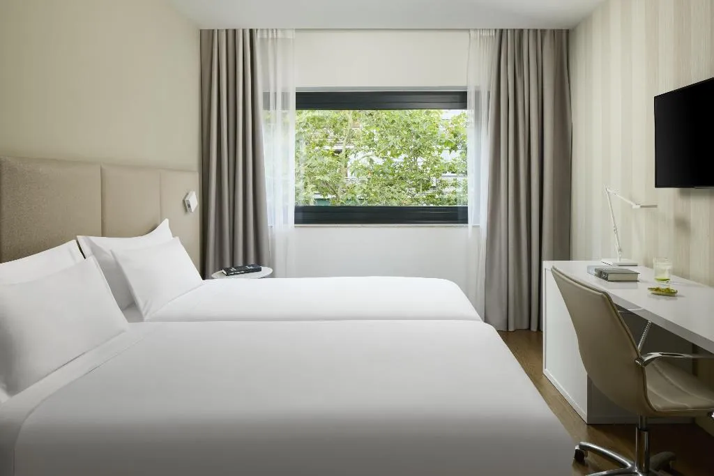 Double or Twin STANDARD Room, NH Madrid Ventas, Madrid