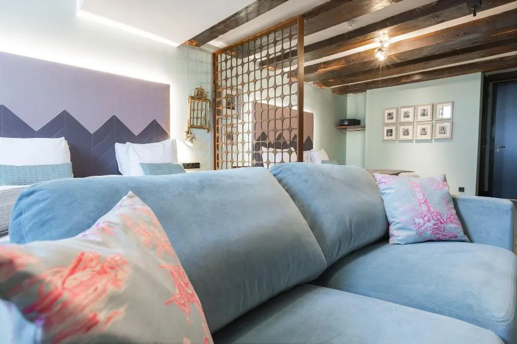 DOUBLE ECONOMY Room, The Hendrick S Hotel, Amsterdam