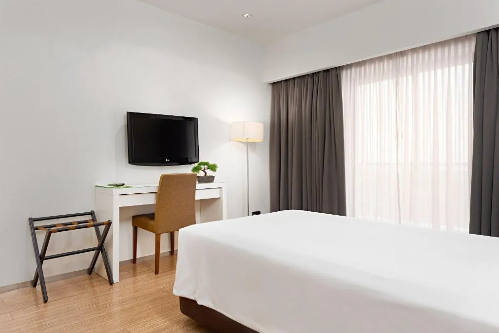 Room, Dos Zimbros, Lisbon