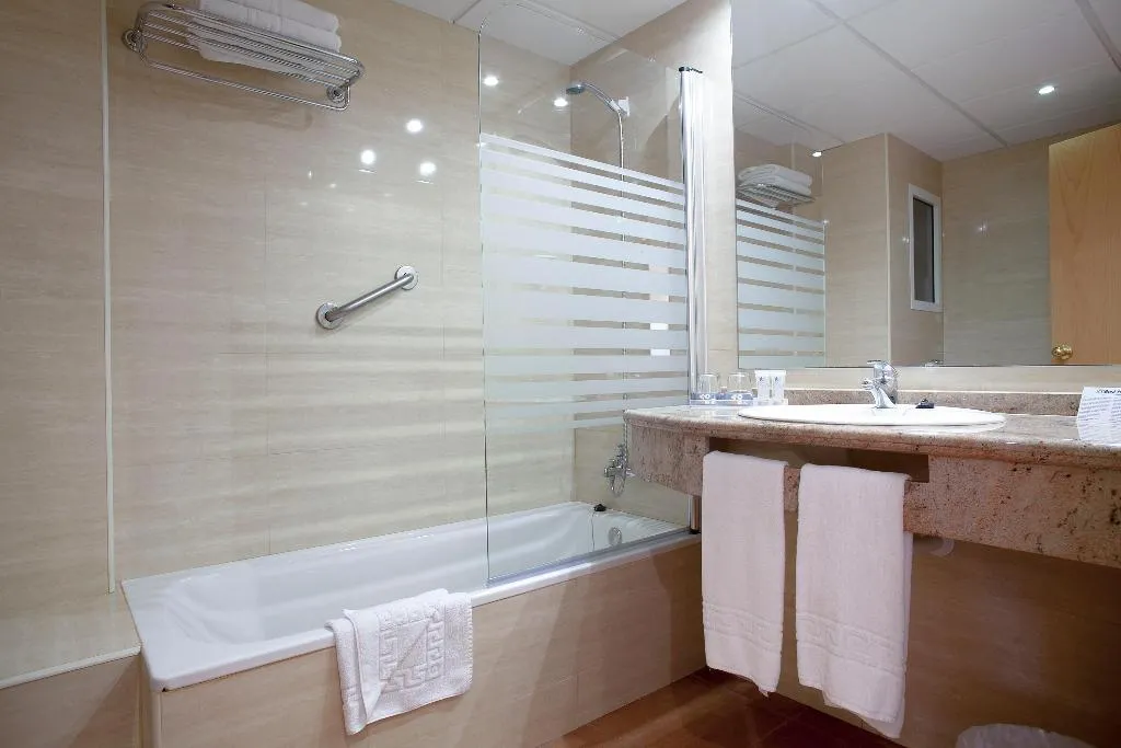 Room, Best Oasis Park, Costa Dorada