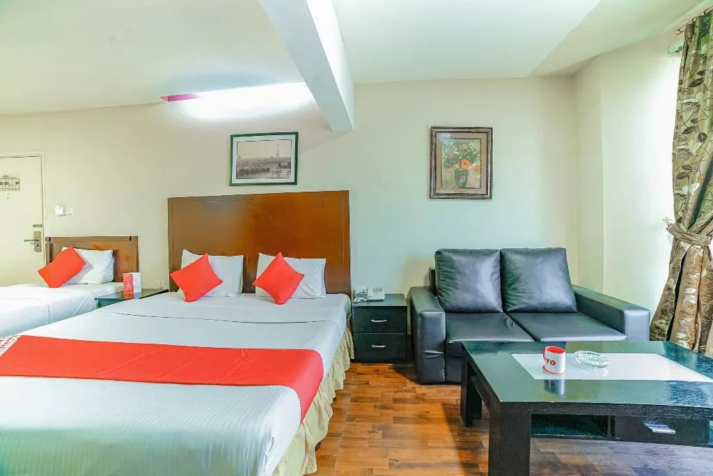 TWIN DELUXE Room, 394 Dana Al Buhaira Beach Hotel, Dubai