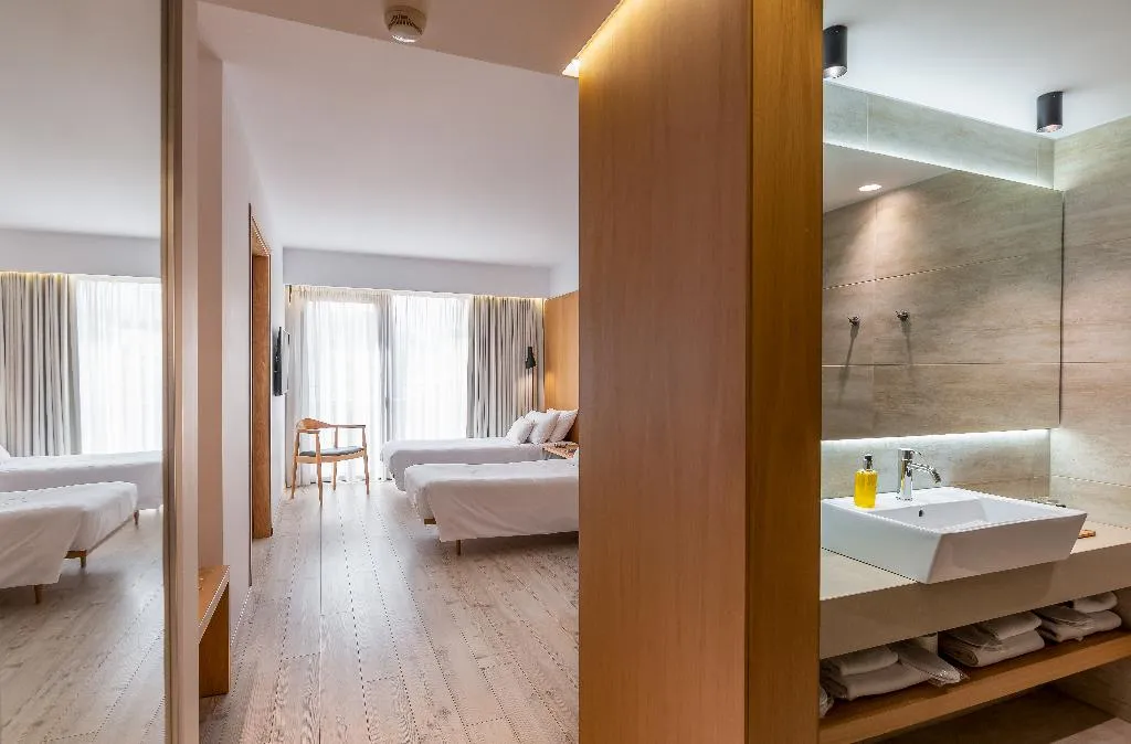 FAMILY ROOM STANDARD Room, Ibis Styles Heraklion Central, Crete