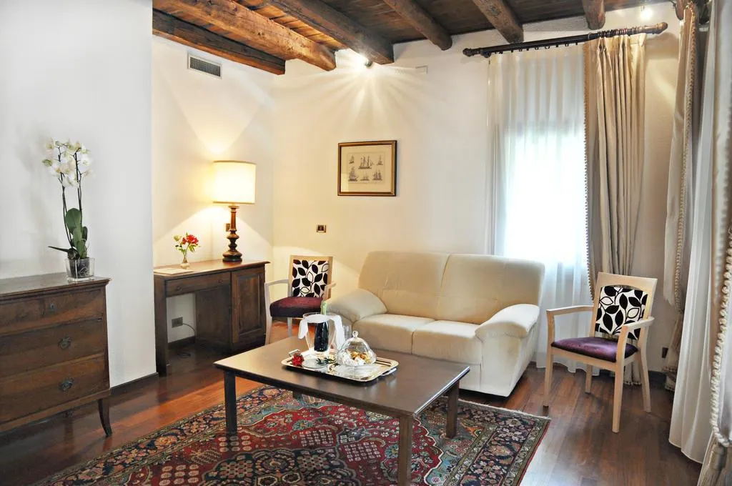 SUITE GARDEN VIEW Room, Villa Condulmer, Venice