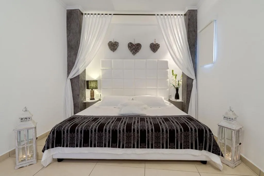 Room, Dream Island Hotel, Santorini