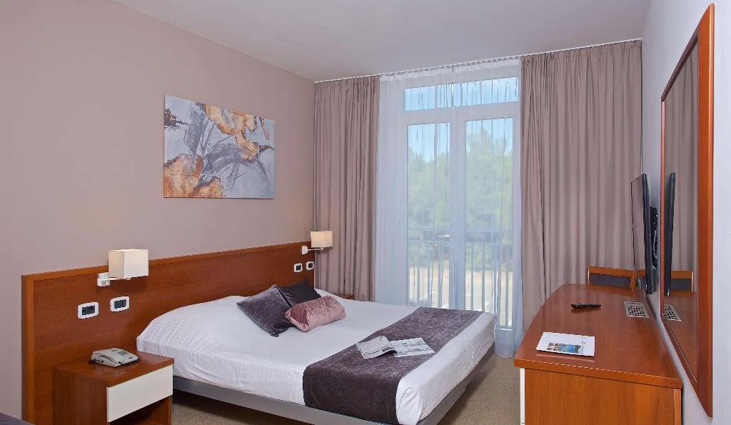 Room, Arena Hotel Holiday, Istria
