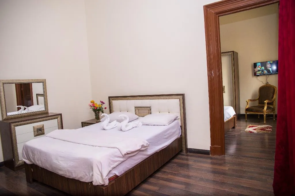 Room, Grand Royal Cairo, Cairo