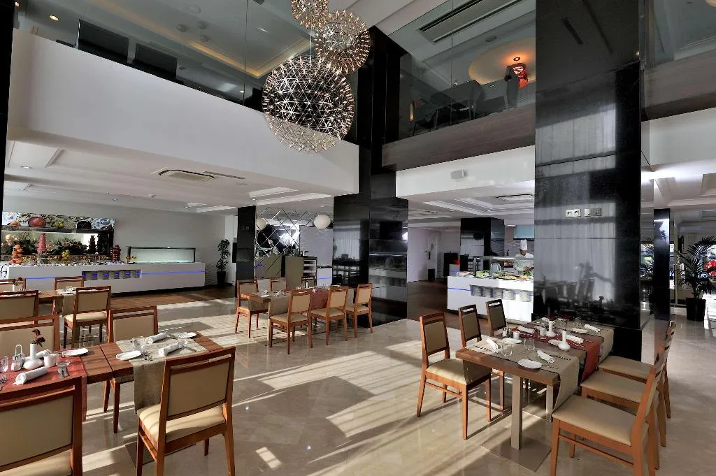 Restaurant, Royal Tulip City Center, Tangier