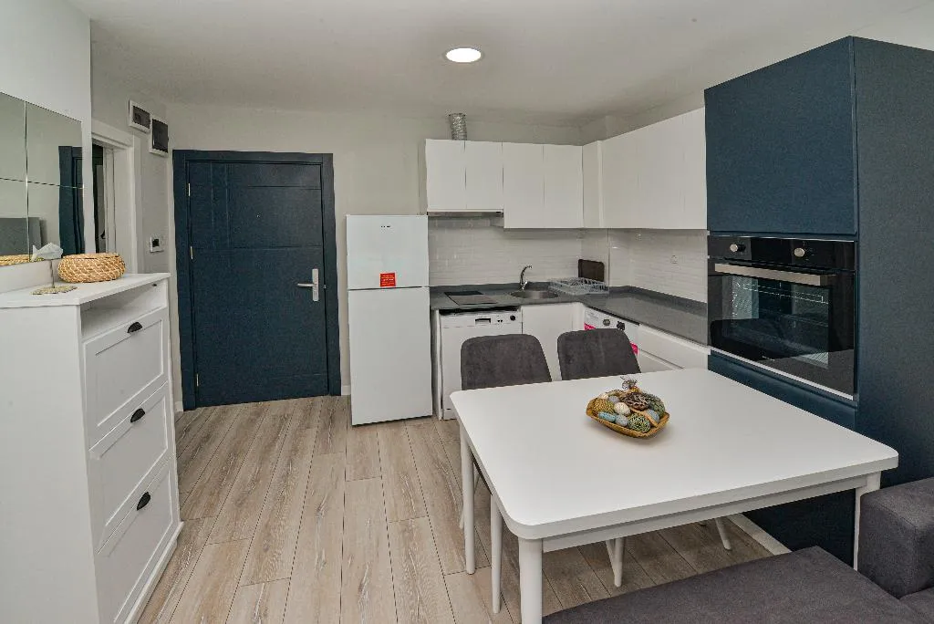 APARTMENT CITY VIEW TWO BEDS Room, C Suites Antalia, Antalya