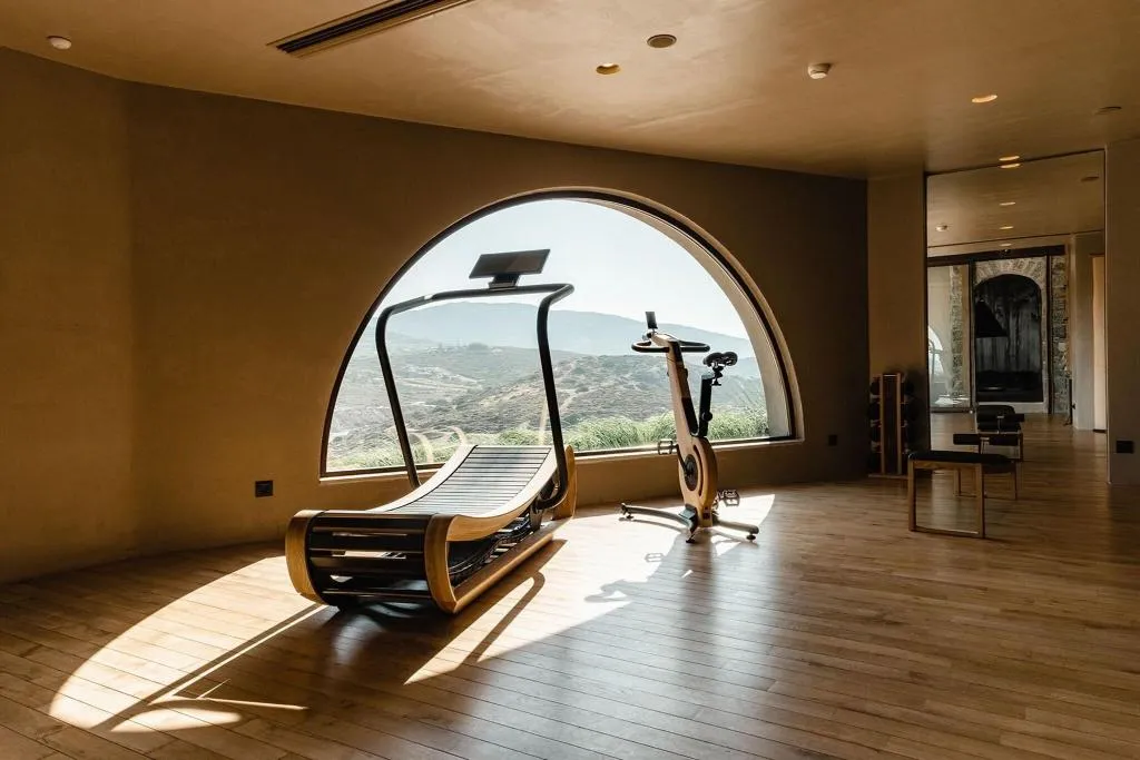 Sports and Entertainment, Acro Wellness Suites - Adults Only, Crete