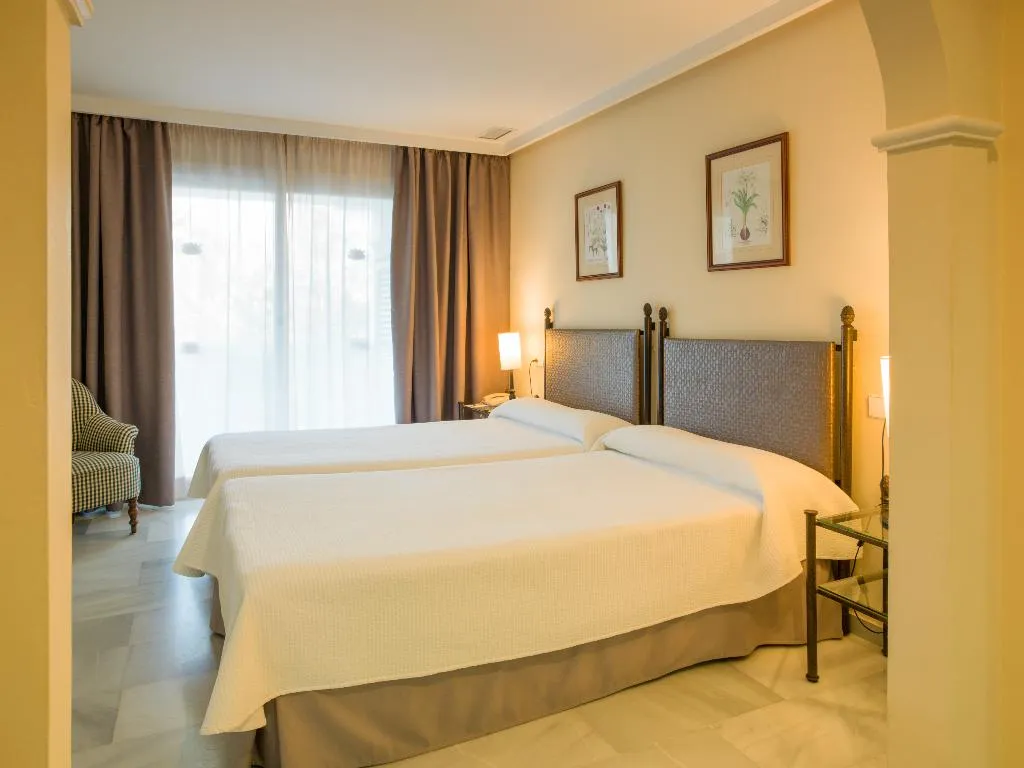 APARTMENT CAPACITY 5 TWO BEDROOMS Room, Monarque Sultan, Costa Del Sol