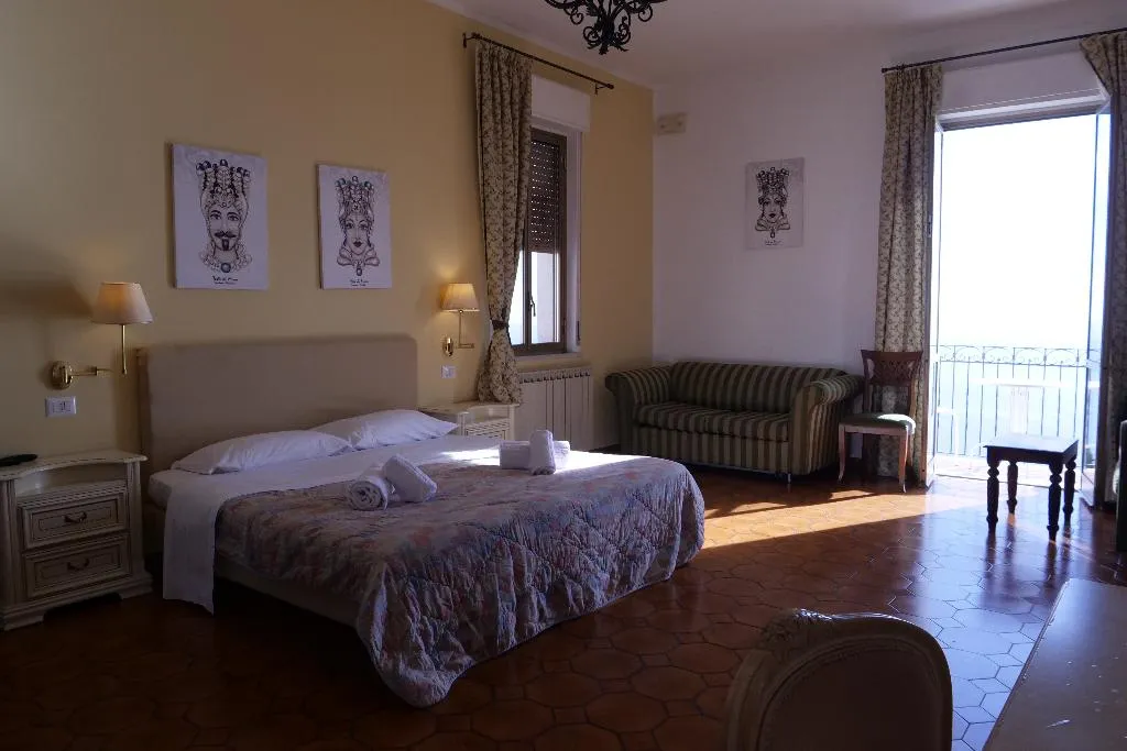 SUITE WITH BALCONY Room, Hotel Elios, Taormina