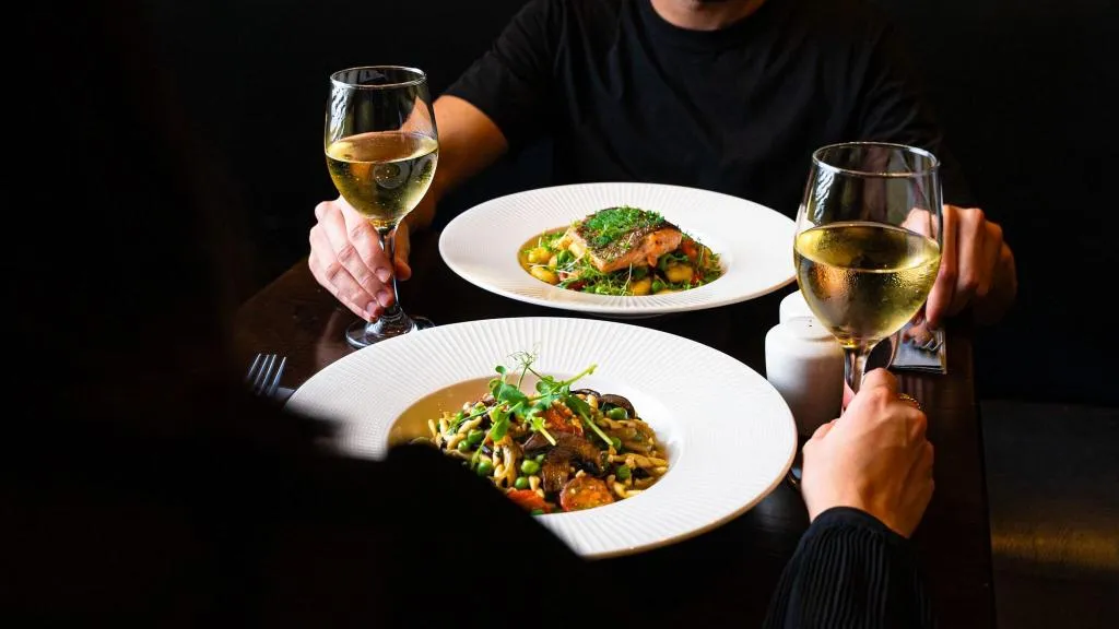 Restaurant, Sandymount Hotel, Dublin