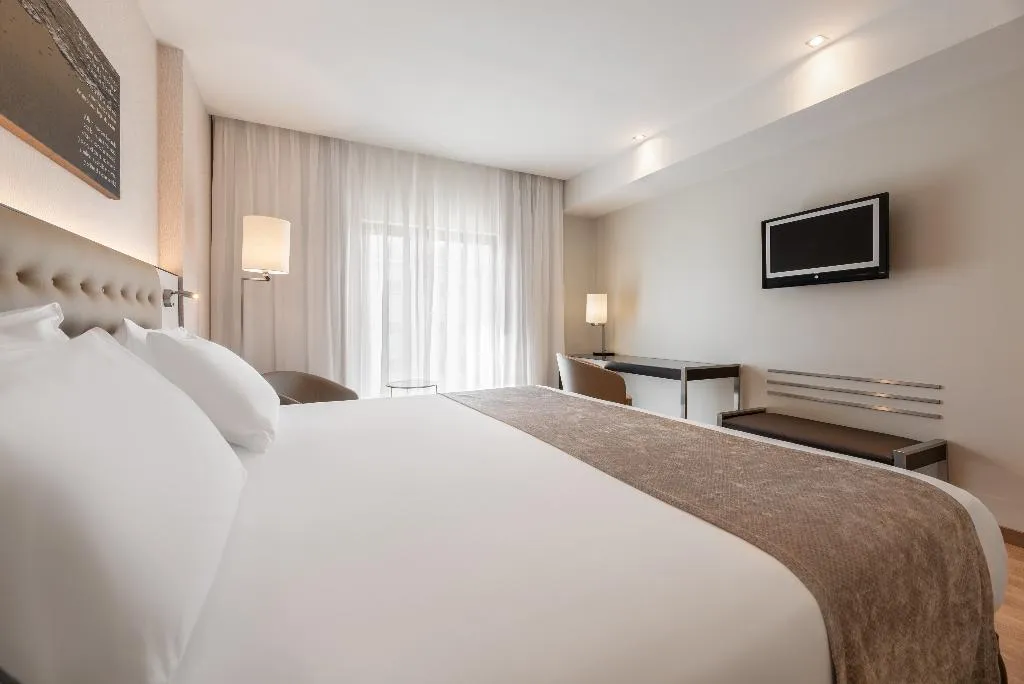 DOUBLE SINGLE USE DELUXE Room, Eurostars das Letras, Lisbon
