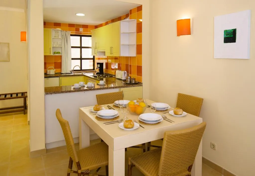 APARTMENT GARDEN VIEW TWO BEDROOMS Room, Alfagar I Village, Algarve