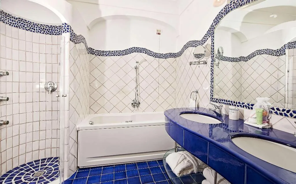 Room, Covo dei Saraceni, Naples