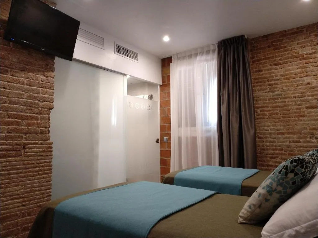 Room, Pensión Miami, Barcelona