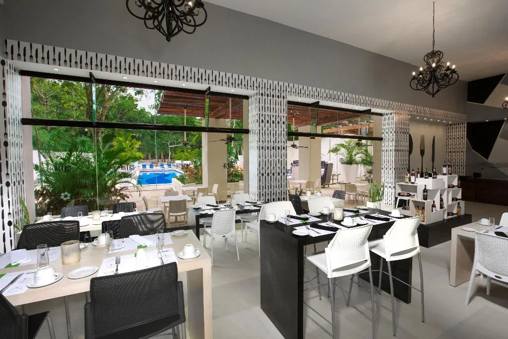 Restaurant, The Sian Ka'an At Grand Tulum, Cancun Area